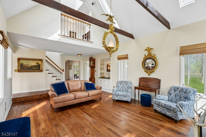 4 Flintlock Rd