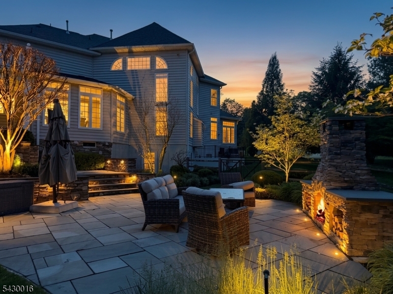 1 Buckeye Ln