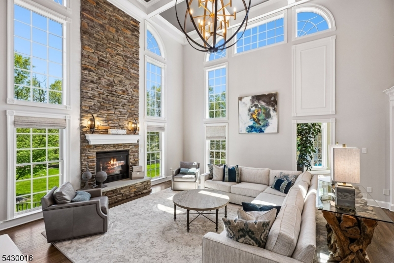 1 Buckeye Ln