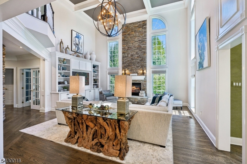 1 Buckeye Ln