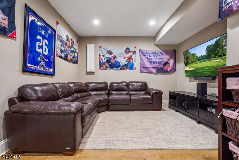 1 Buckeye Ln