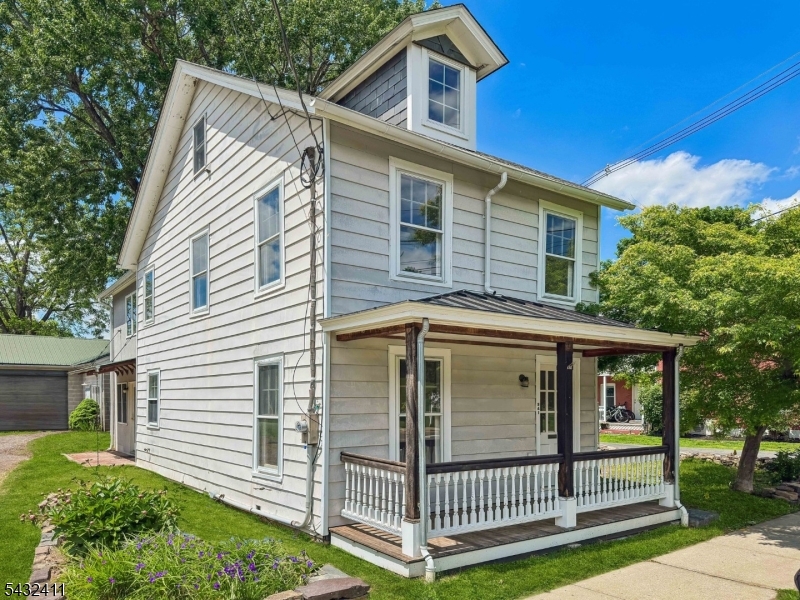 241 N Main St