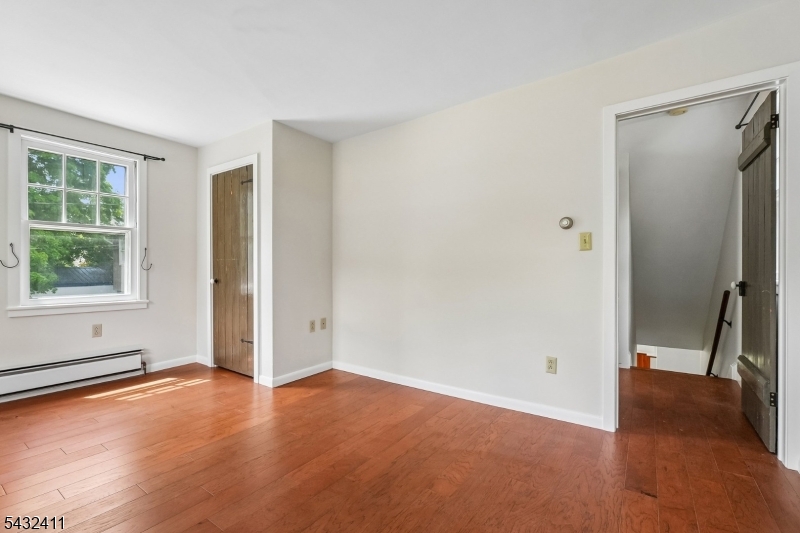 241 N Main St