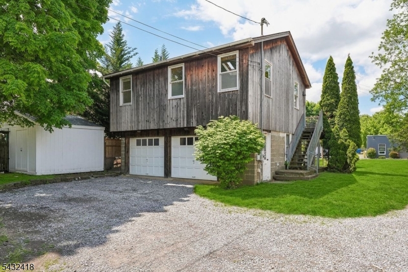 237 N Main St