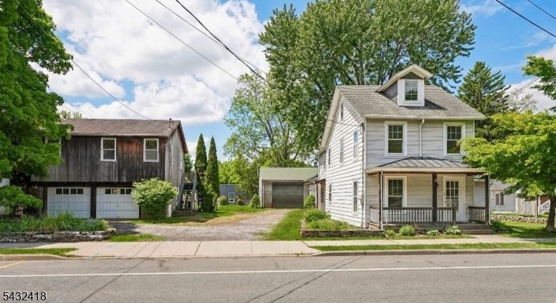 237 N Main St