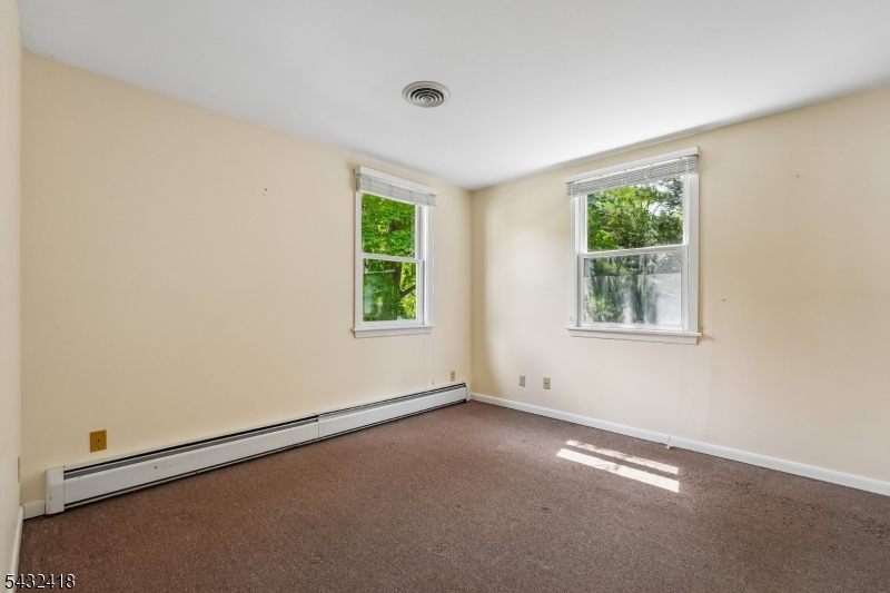 237 N Main St