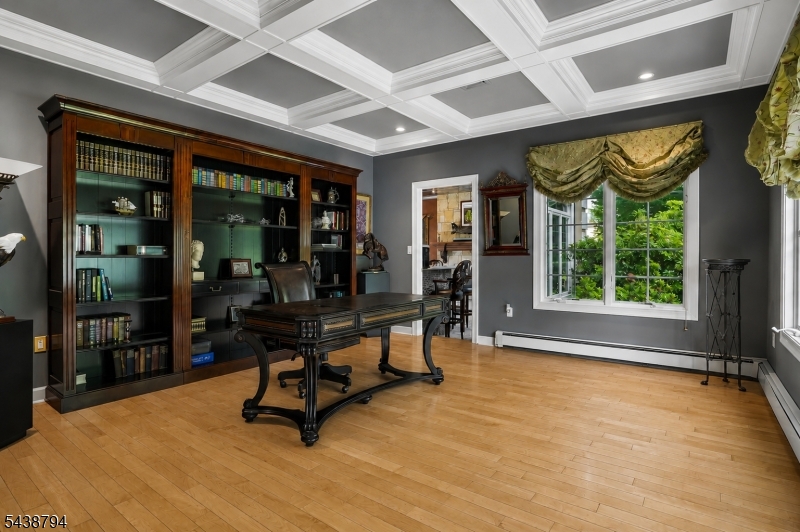 30 Dogwood Dr