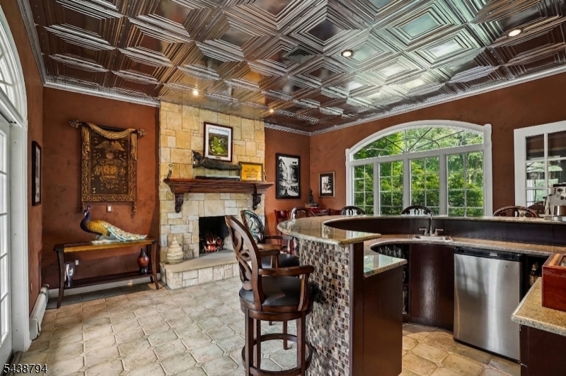 30 Dogwood Dr