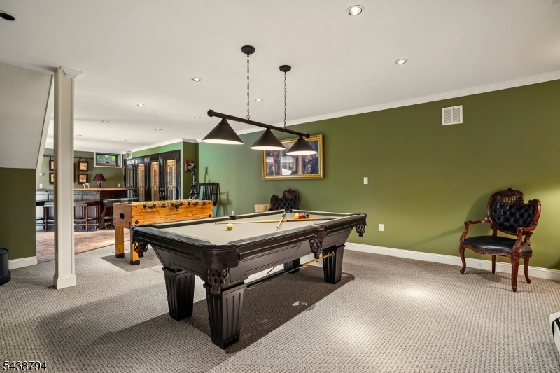30 Dogwood Dr
