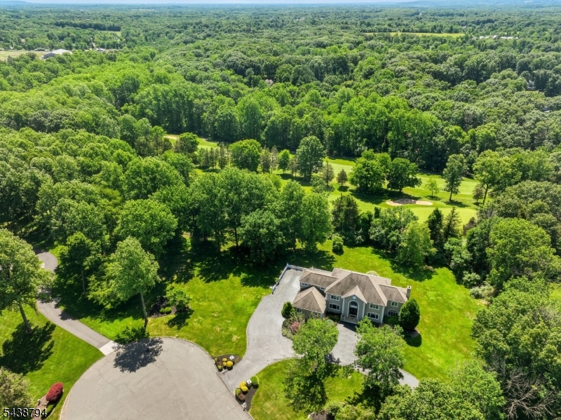 30 Dogwood Dr