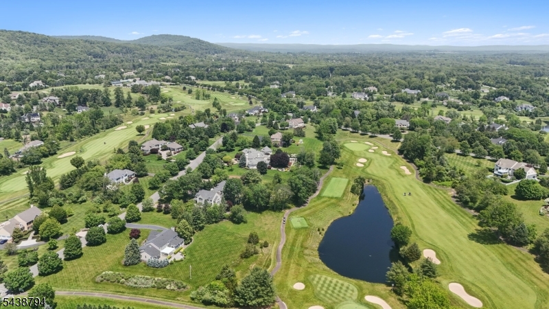 30 Dogwood Dr