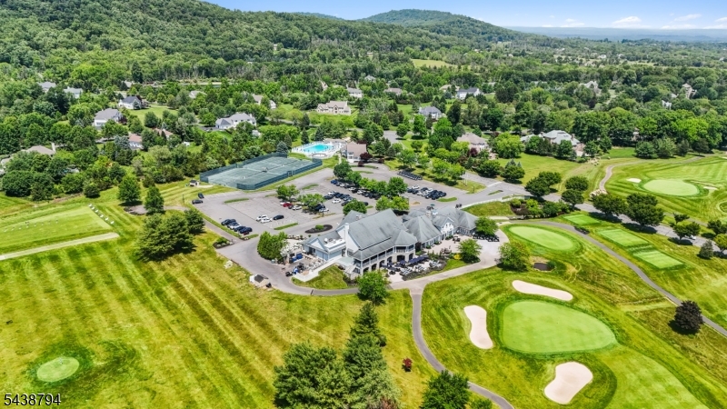 30 Dogwood Dr