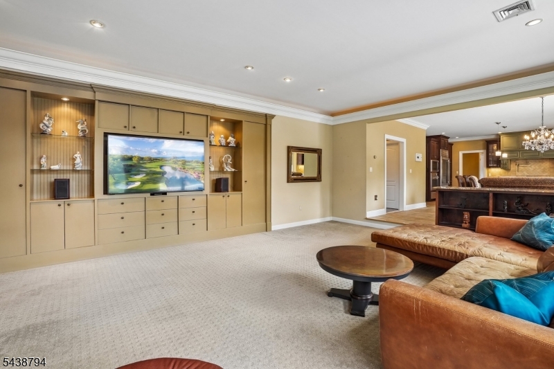 30 Dogwood Dr