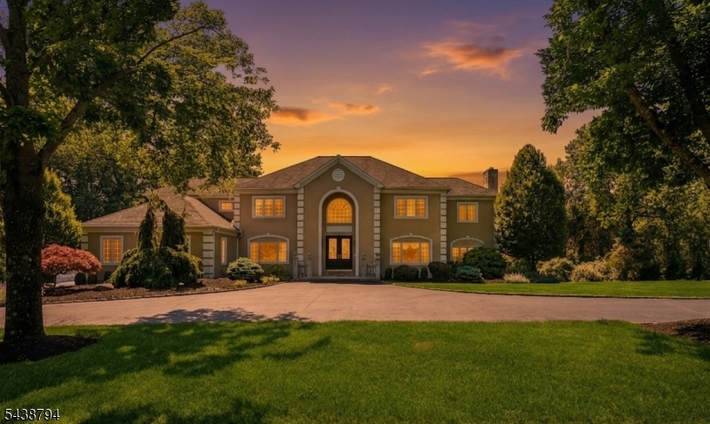 30 Dogwood Dr