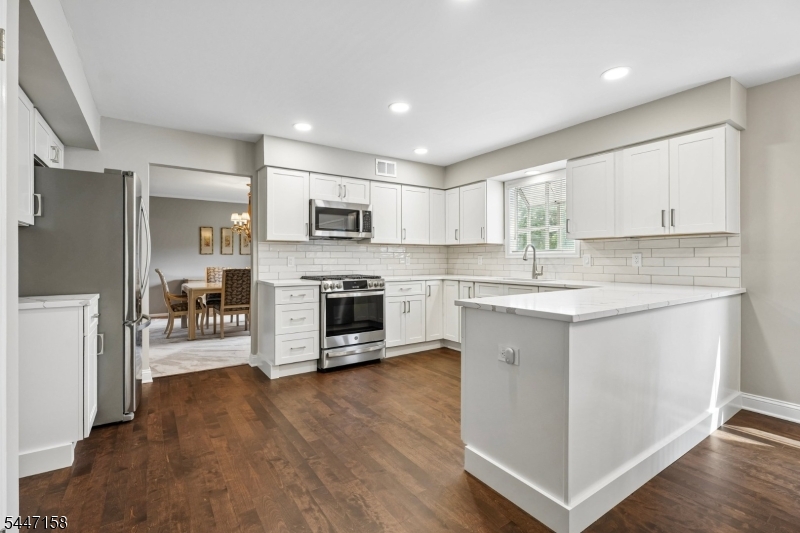 1 Witzling Ct