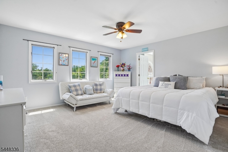 6 Proprietor Ln