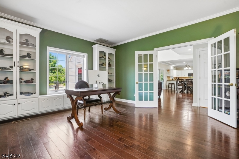 6 Proprietor Ln