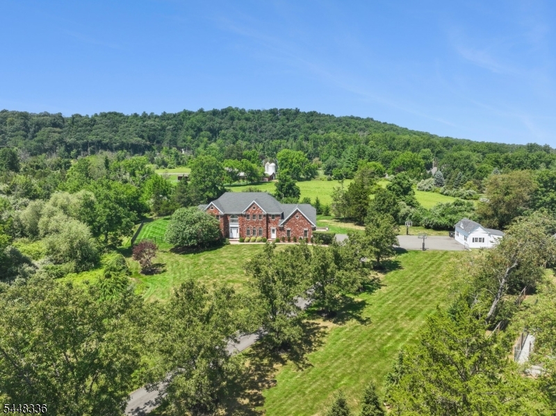 6 Proprietor Ln