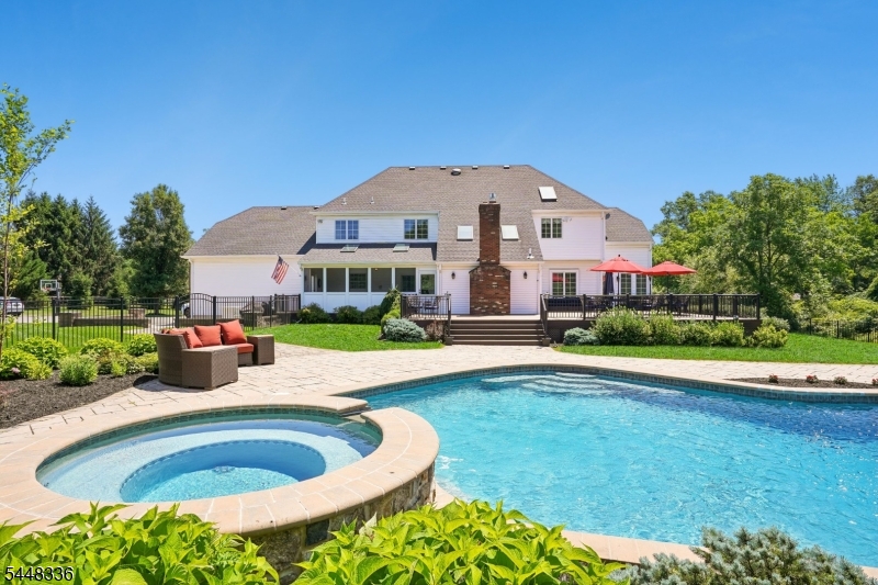 6 Proprietor Ln
