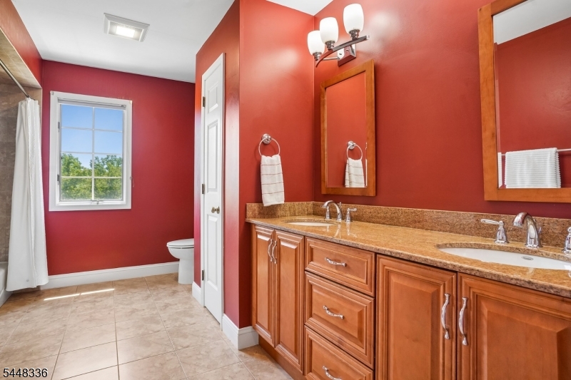 6 Proprietor Ln