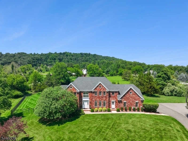 6 Proprietor Ln