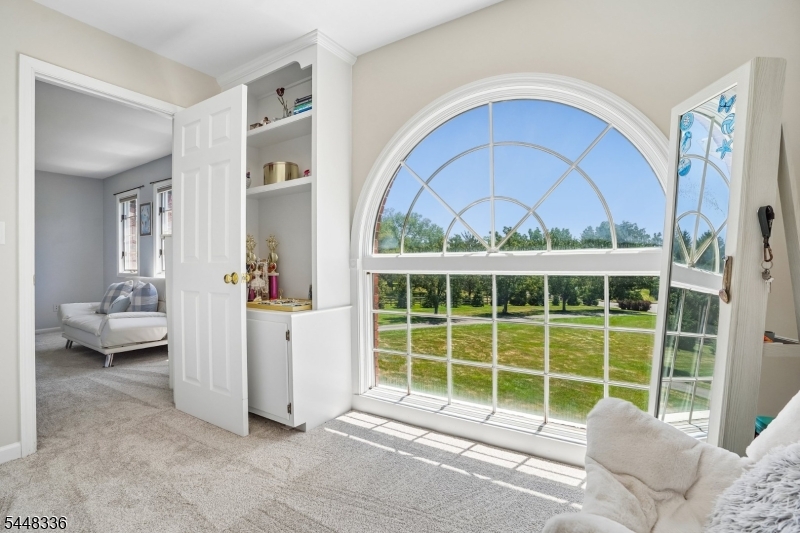 6 Proprietor Ln