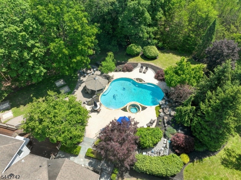 14 Menlo Dr