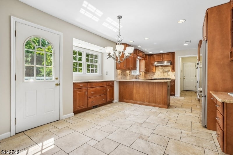 14 Menlo Dr