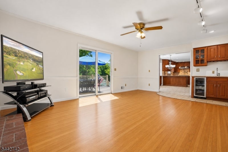 14 Menlo Dr