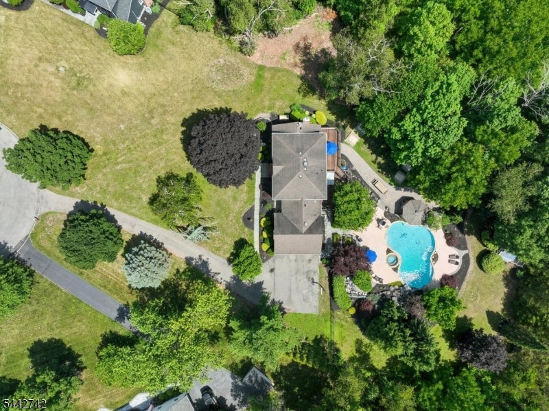 14 Menlo Dr