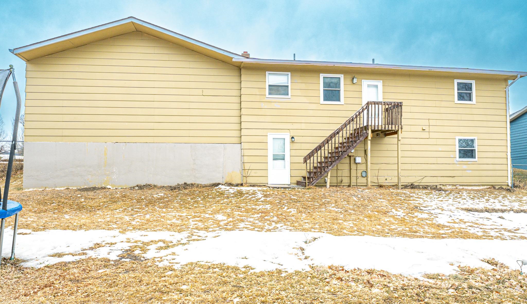 1605 Meadow Lane