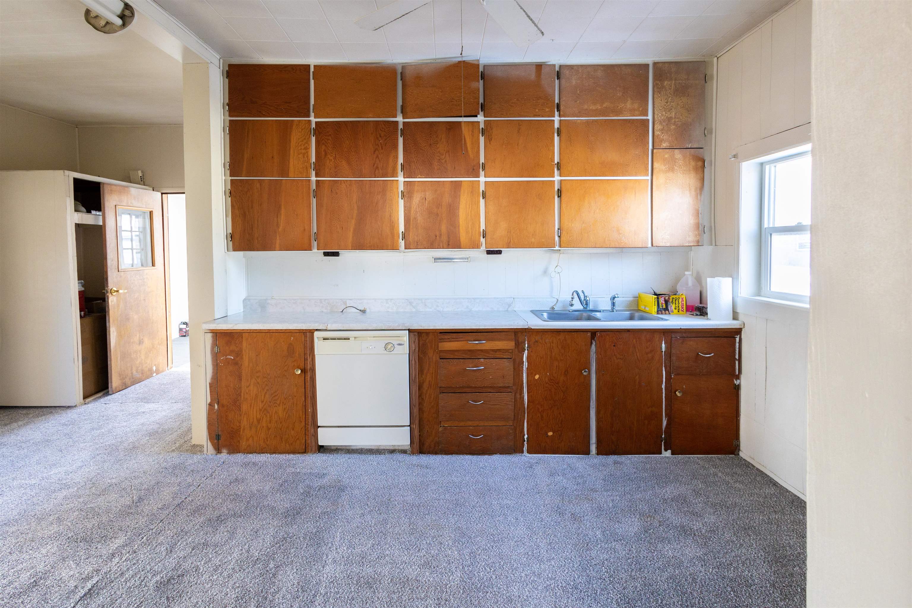 105 S Oak