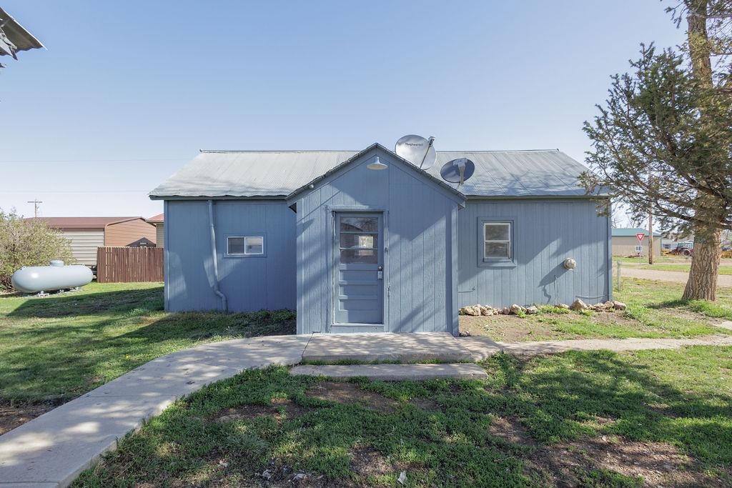105 S Oak