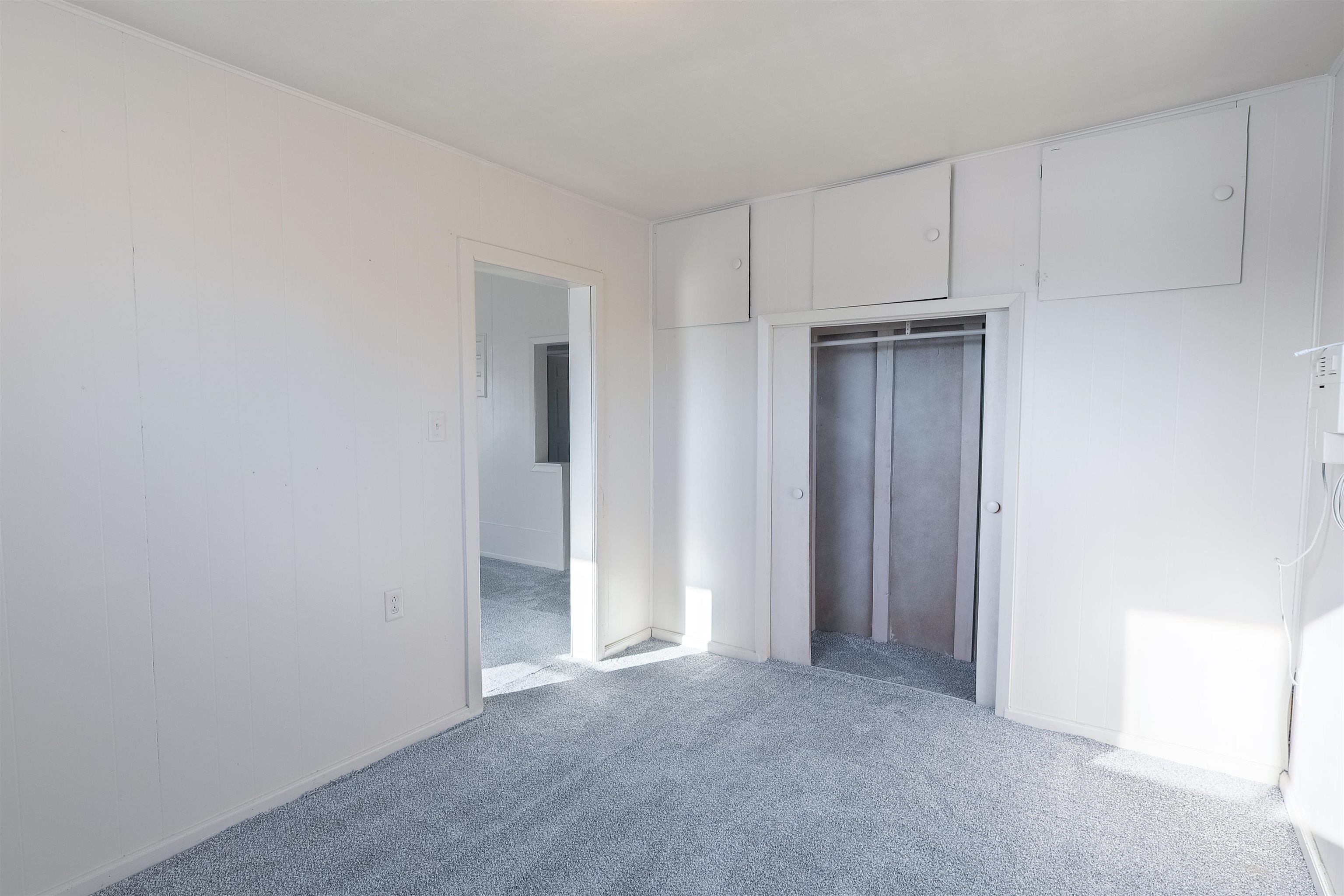 105 S Oak