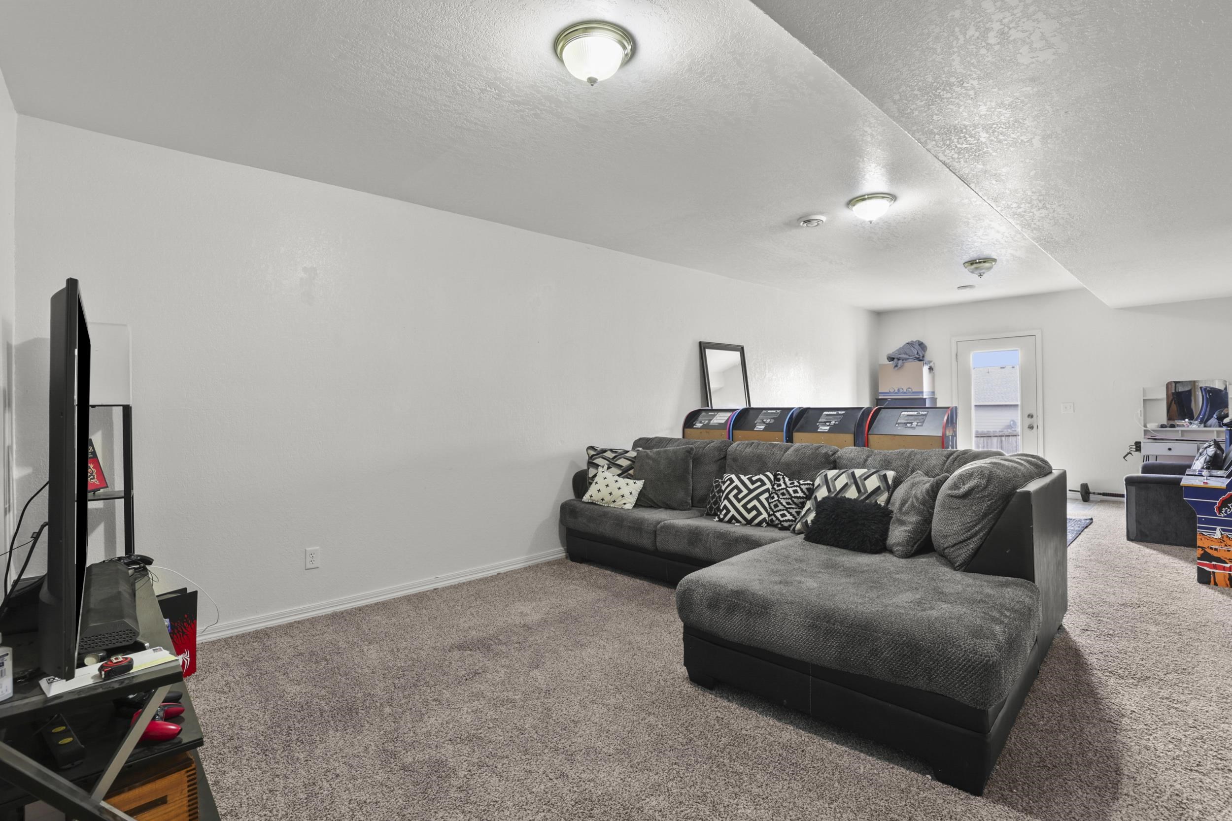 910 Heritage Drive