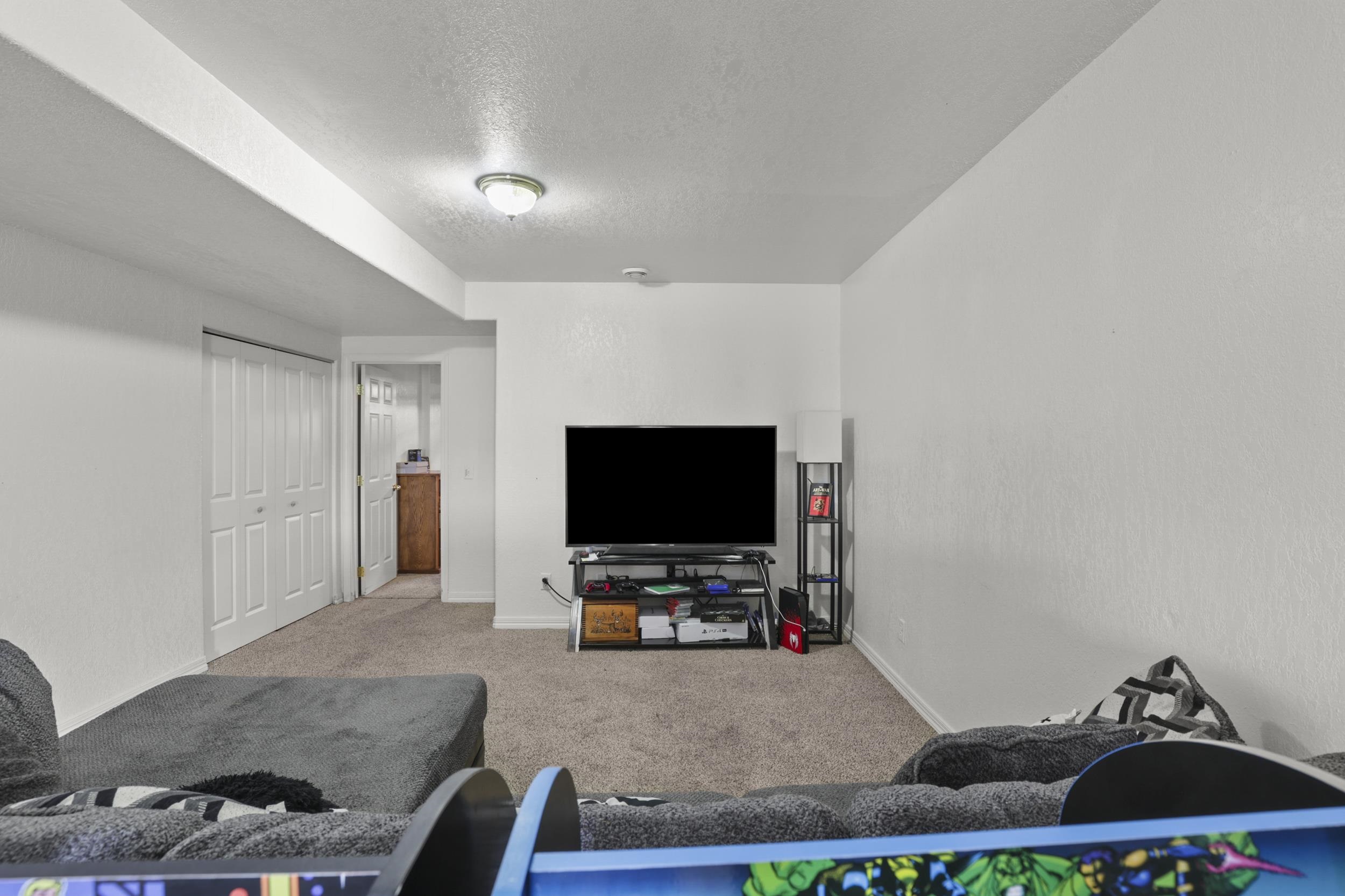 910 Heritage Drive