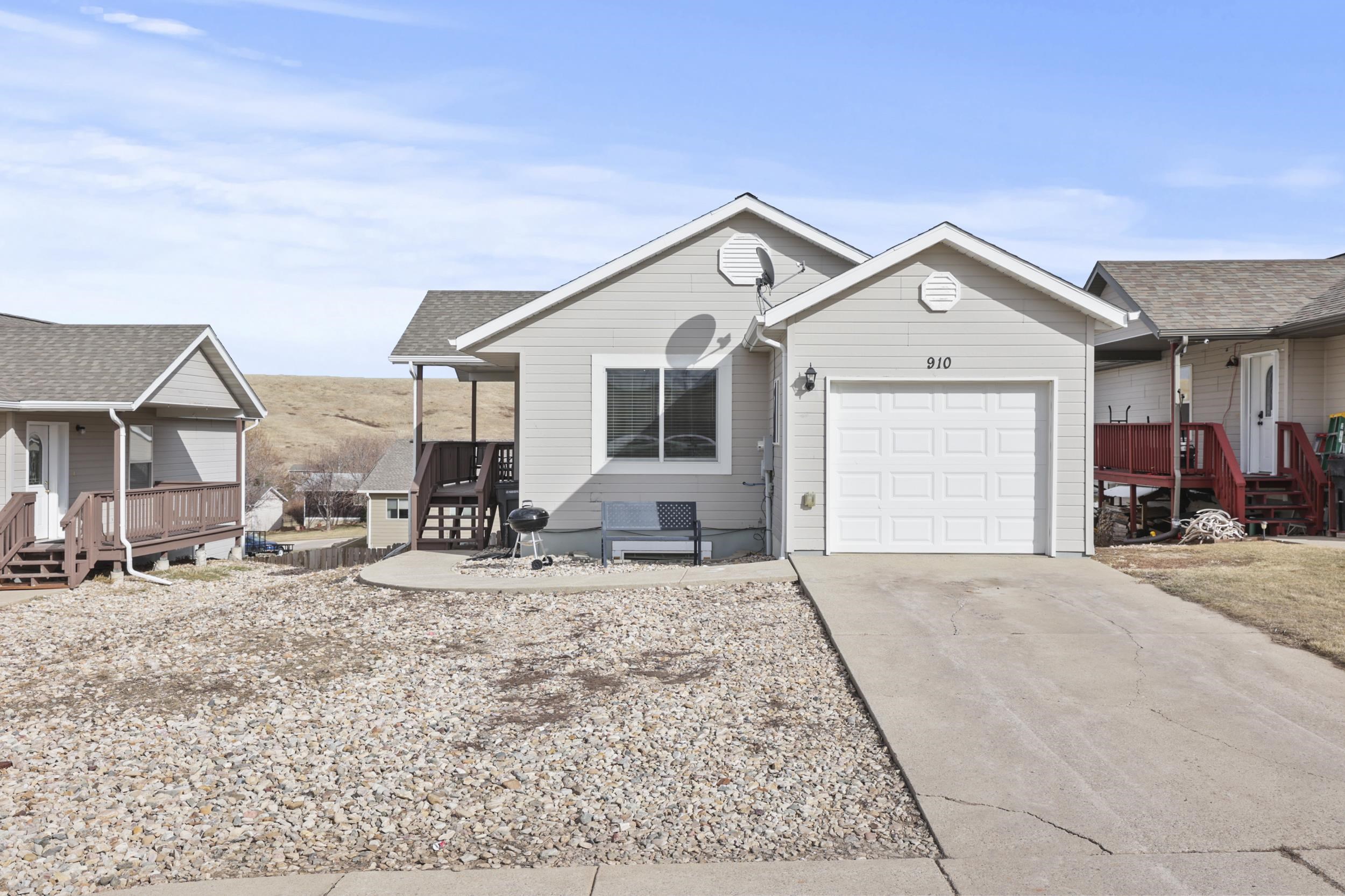 910 Heritage Drive