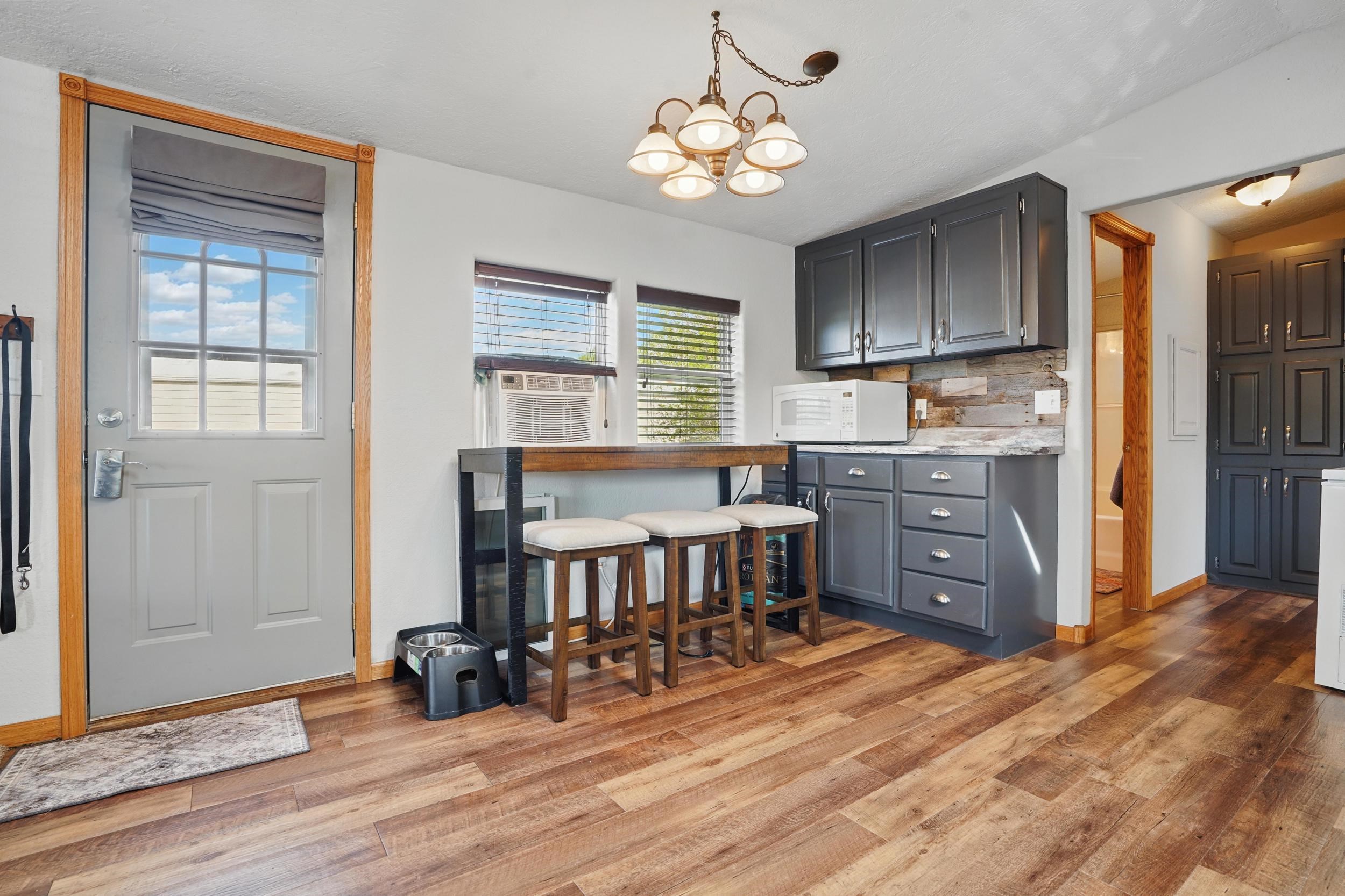 1124 Crow Peak Lane