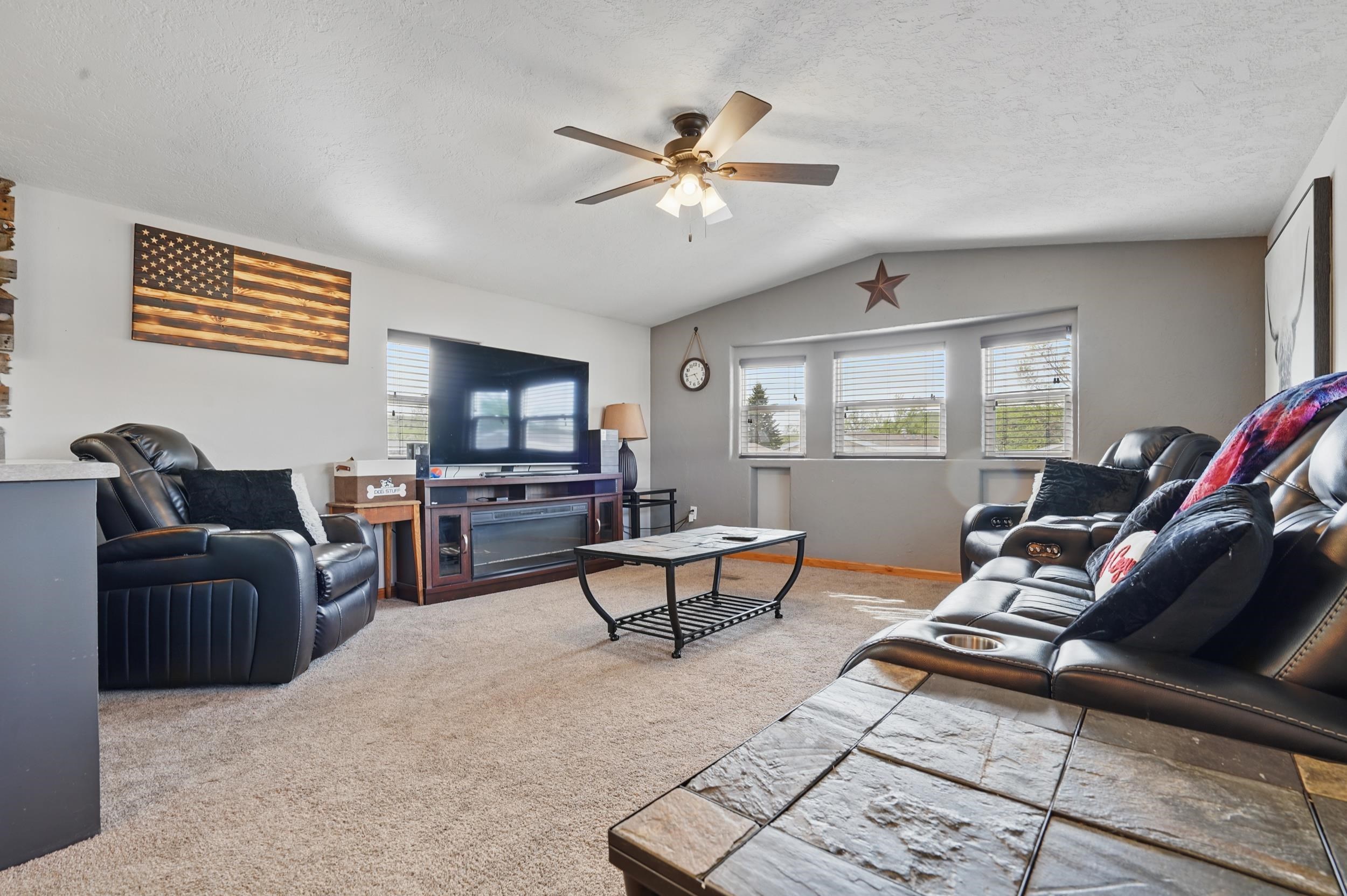 1124 Crow Peak Lane
