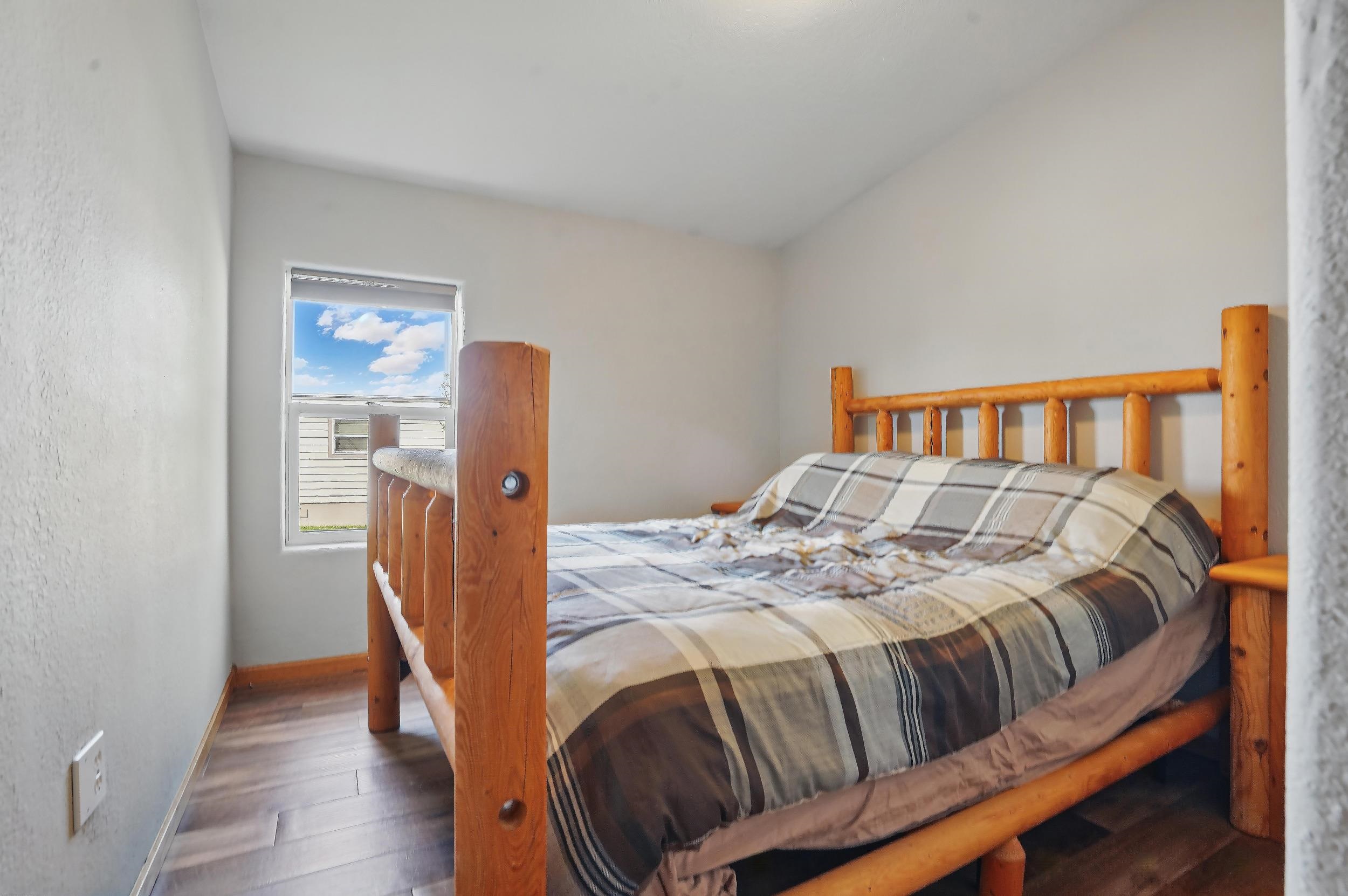 1124 Crow Peak Lane