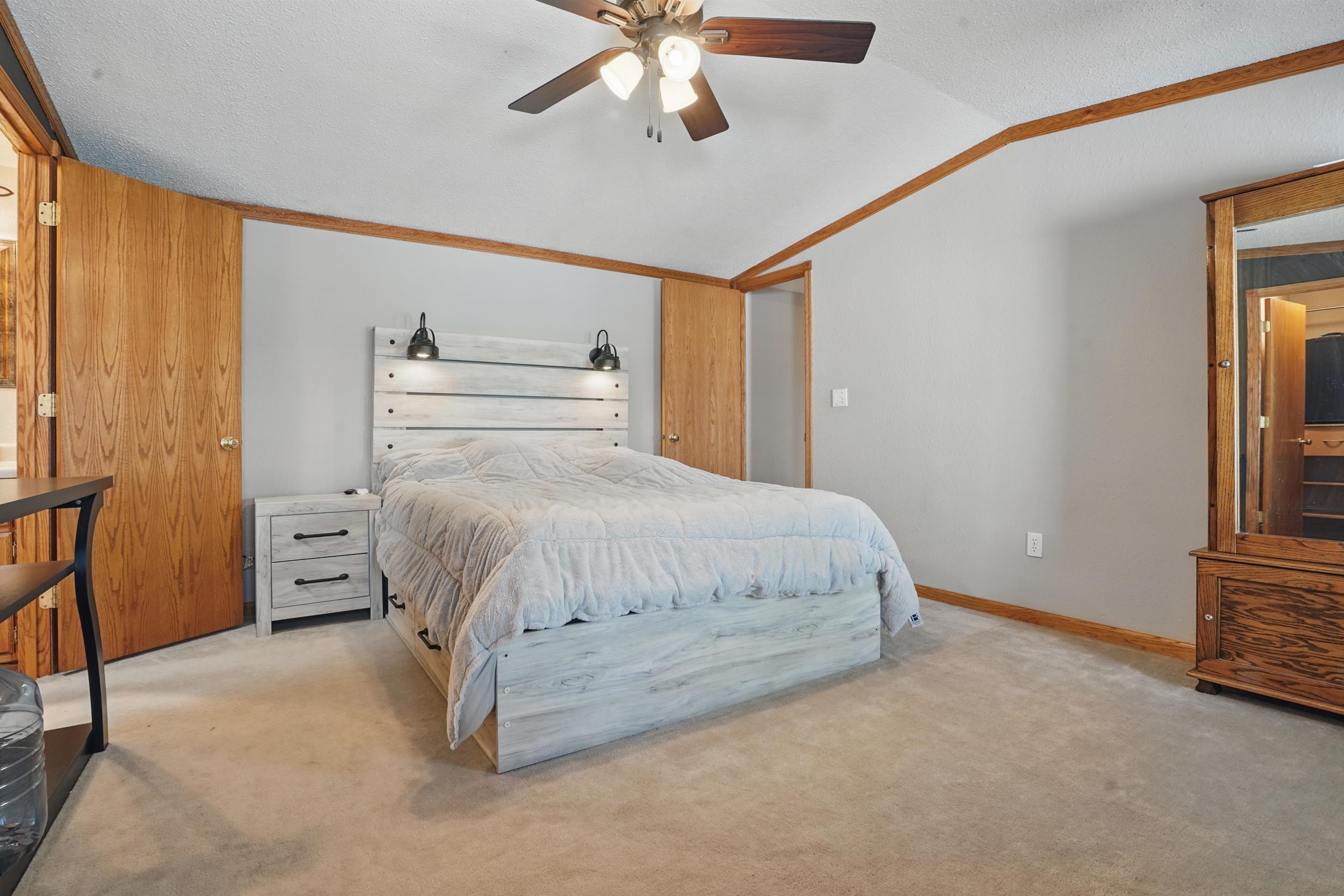 1124 Crow Peak Lane