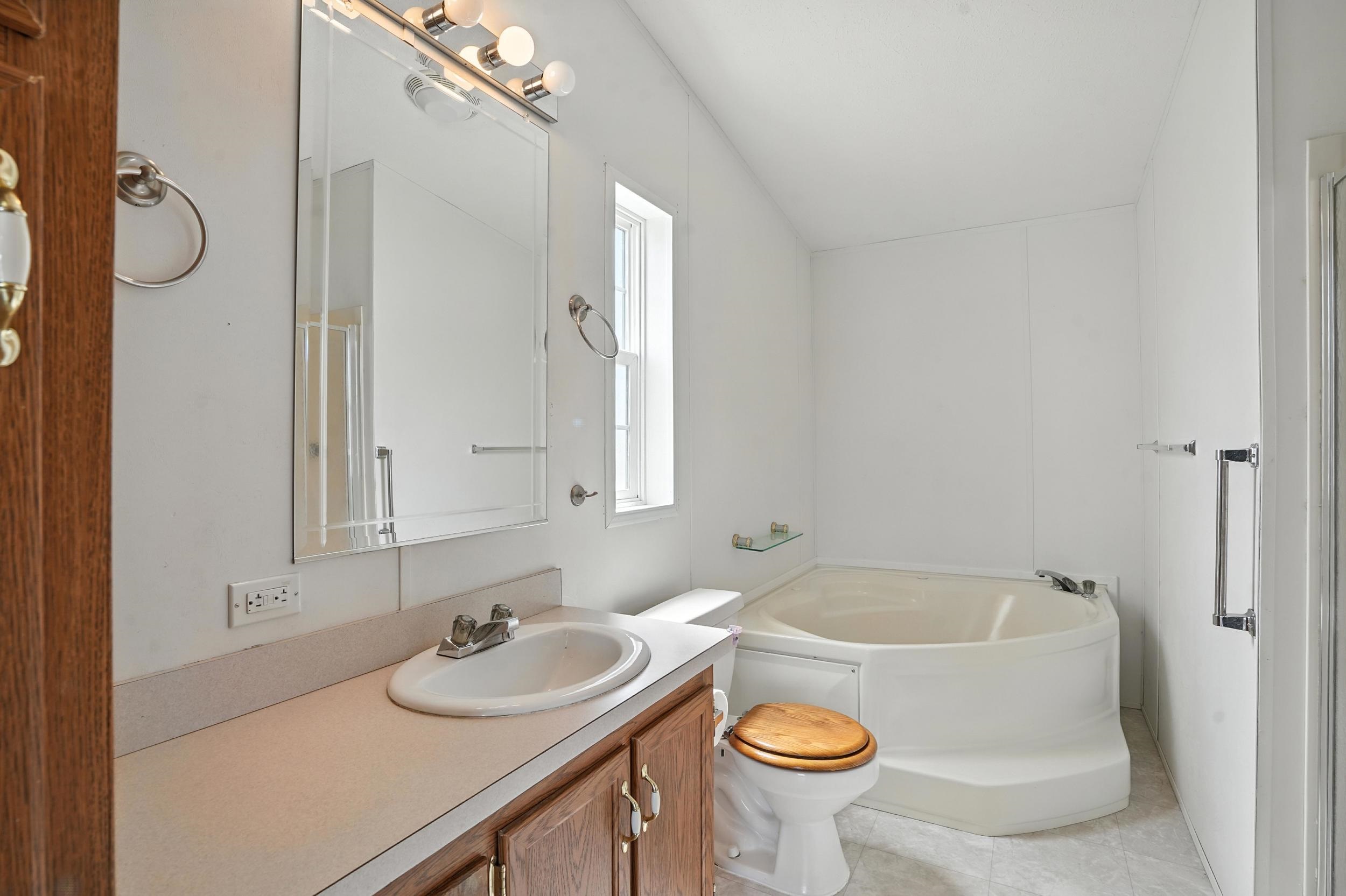 1223 Terry Peak Lane