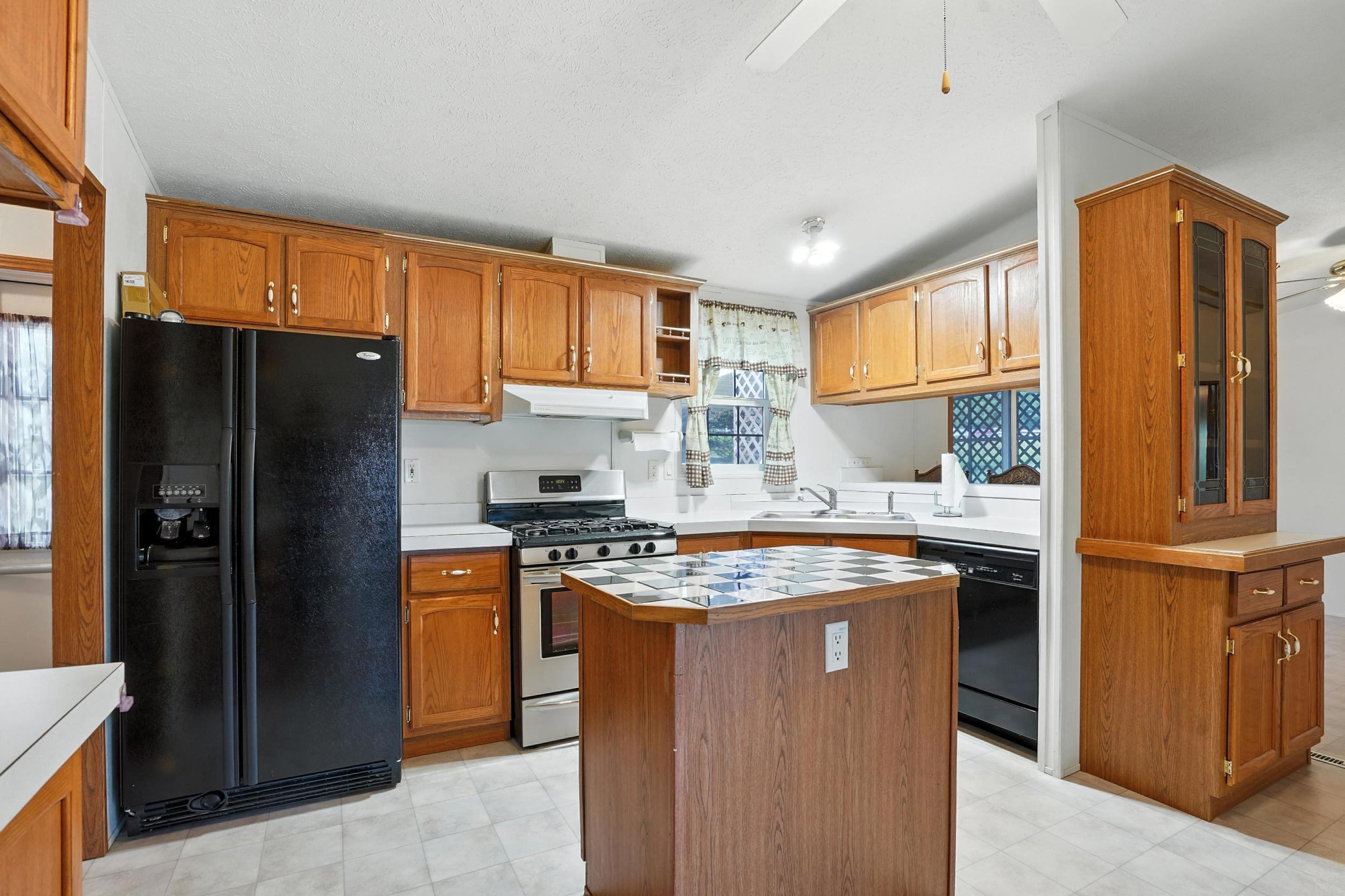 1223 Terry Peak Lane