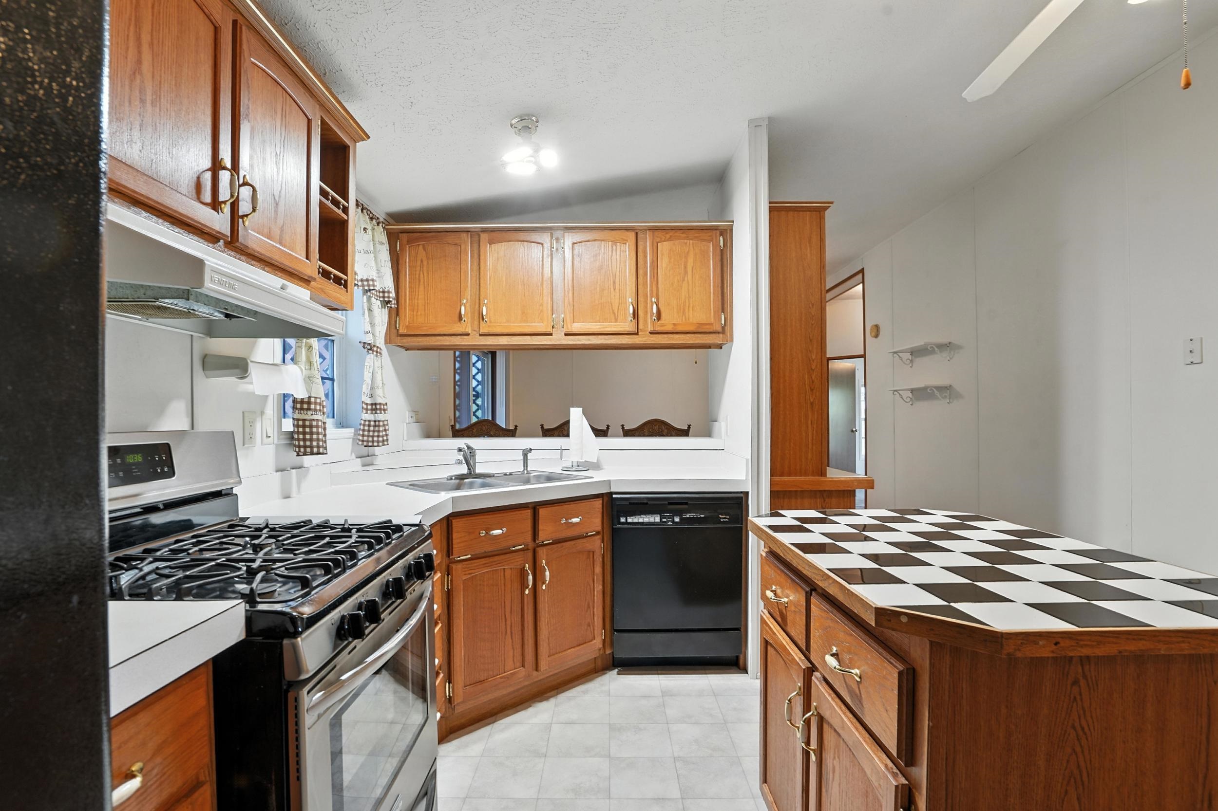 1223 Terry Peak Lane