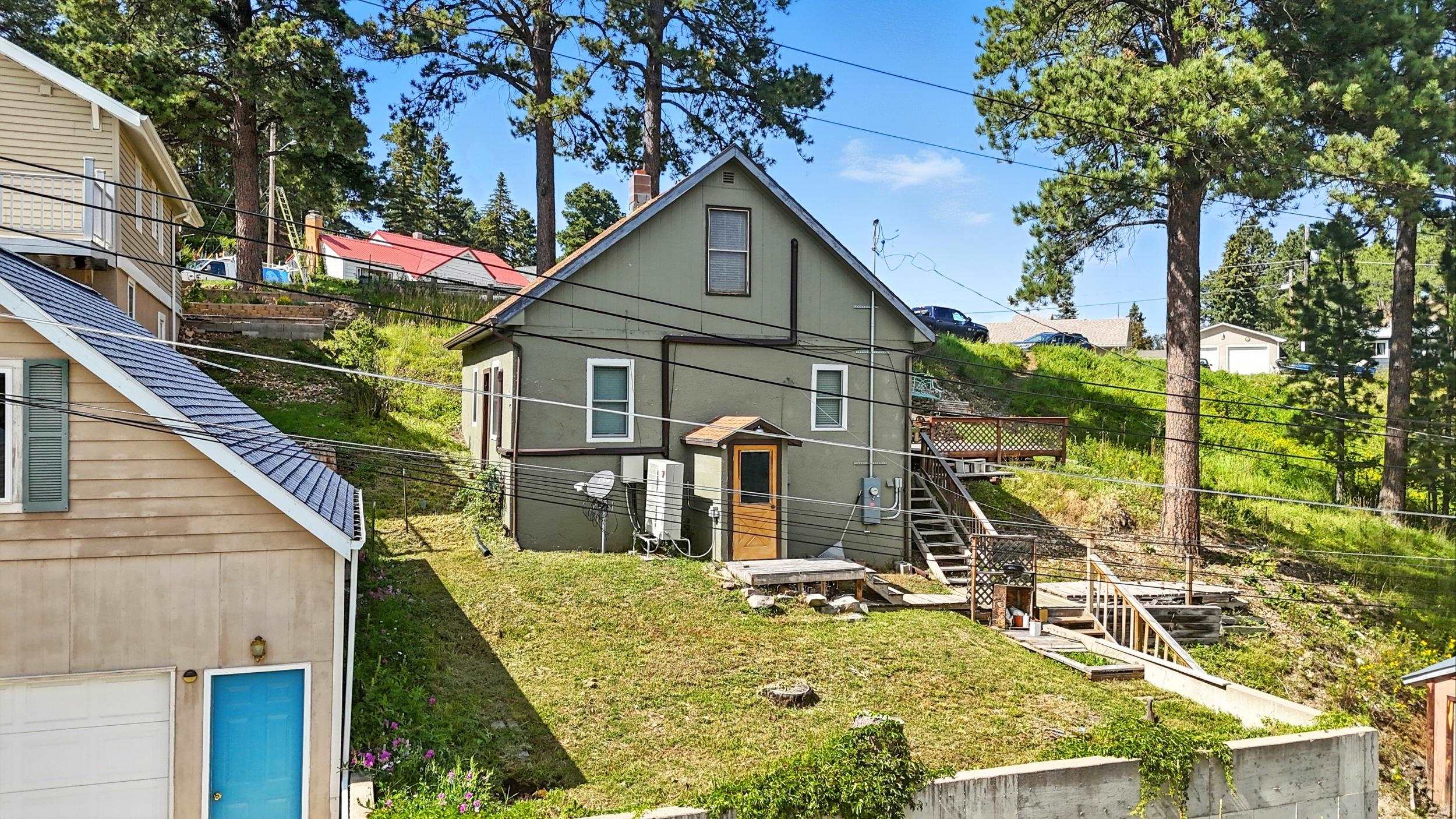 407 W Summit Street