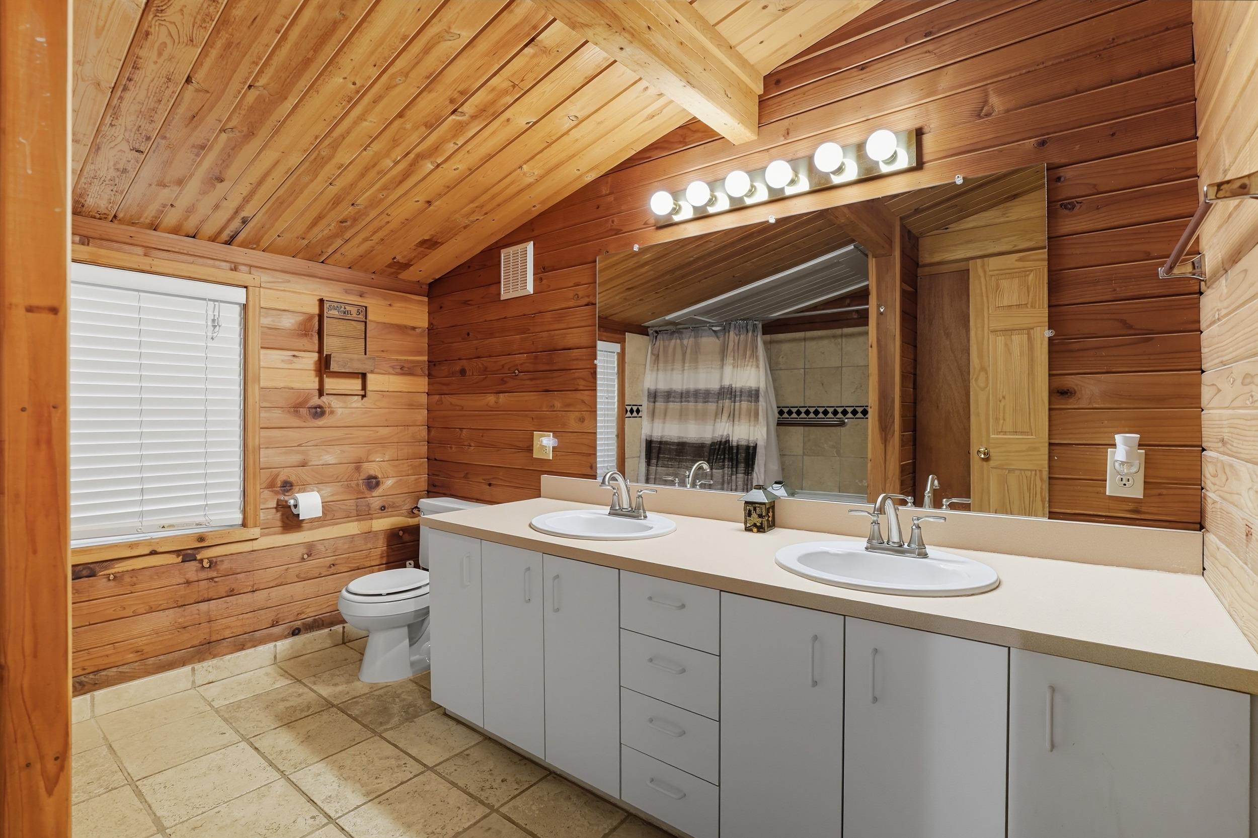 11022 Buffalo Trail