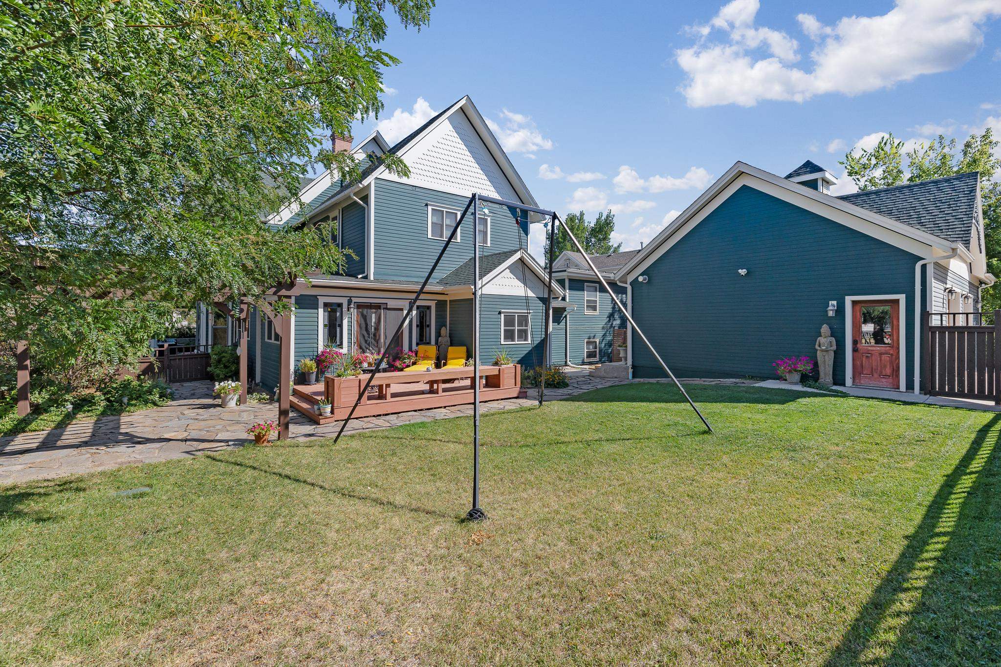 1021 Quincy Street