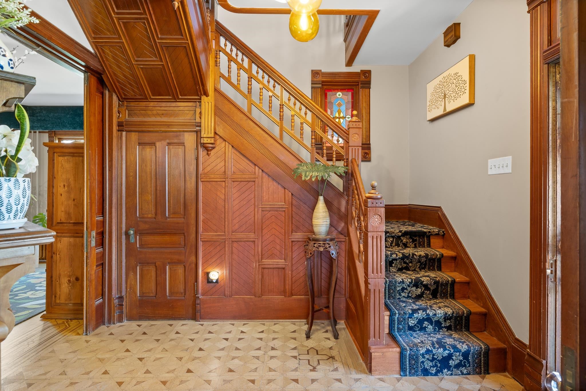 1021 Quincy Street