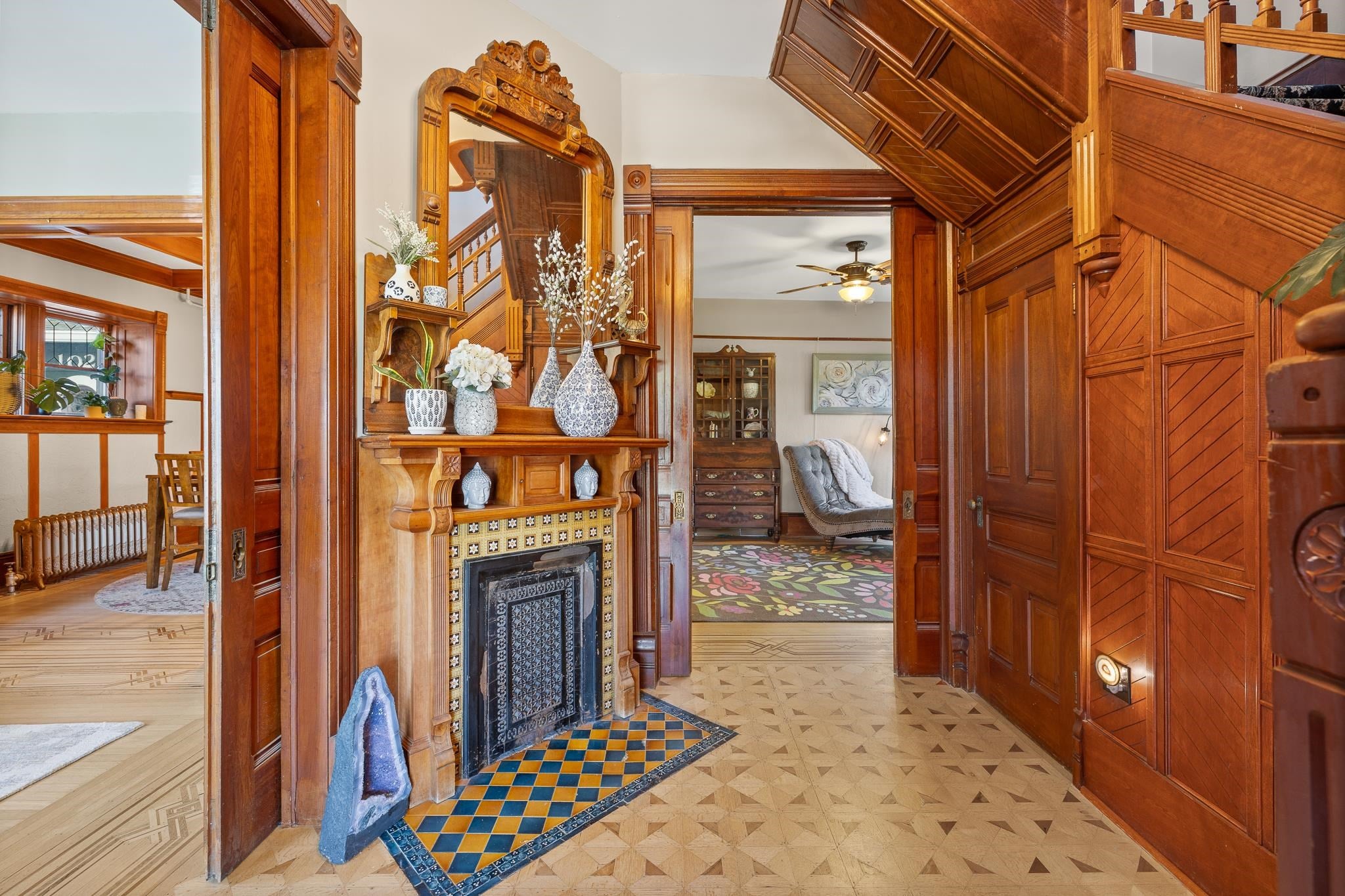 1021 Quincy Street