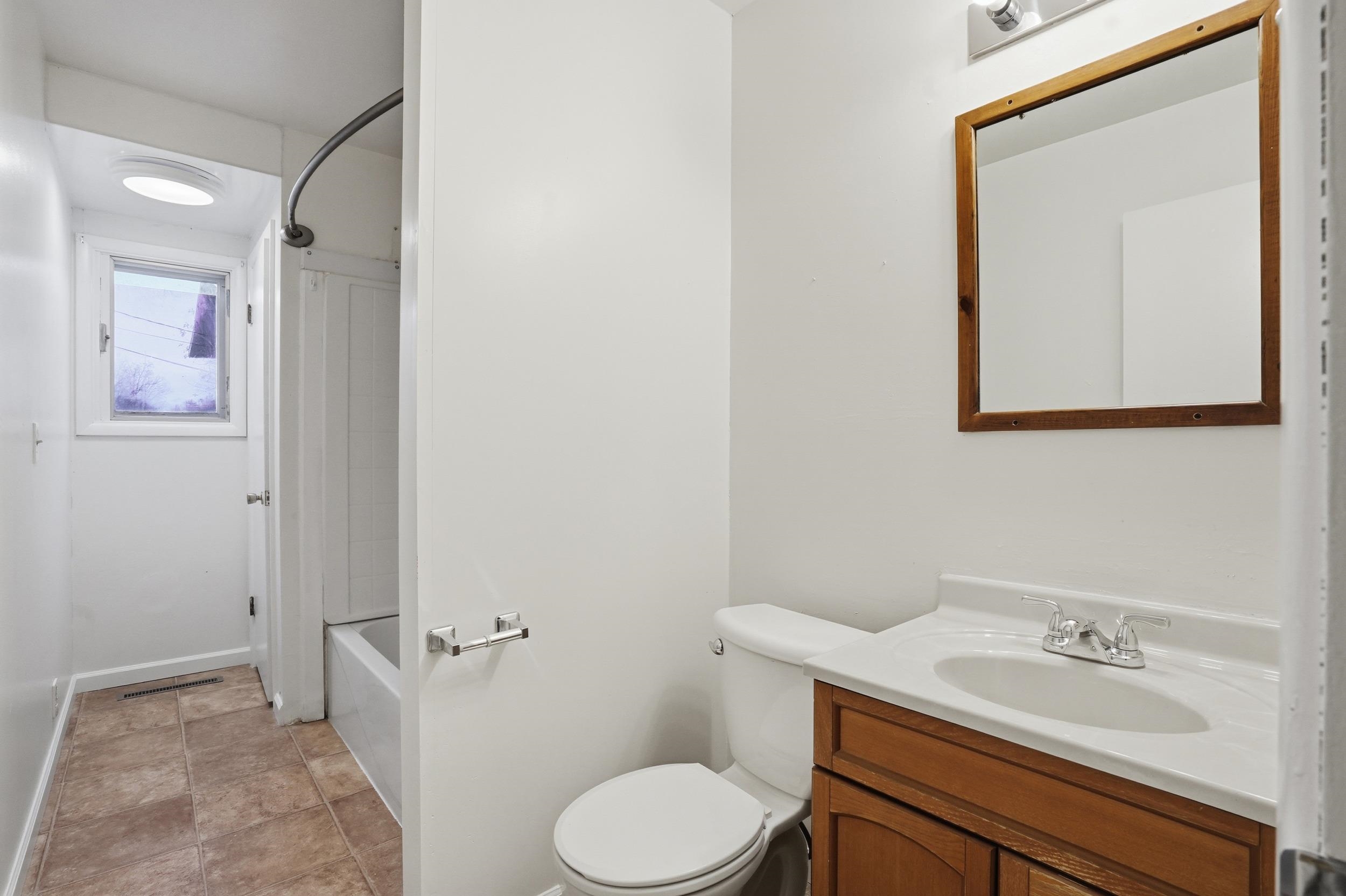 1113 Kingsbury Street